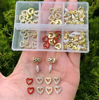 30pcs (6X5pcs) Valentine Heart Charm Nail Art Smykker Kjærlighet og Rhinestone 3D-Metall Legering Nail Art Decoration 3D Nail Jewellery