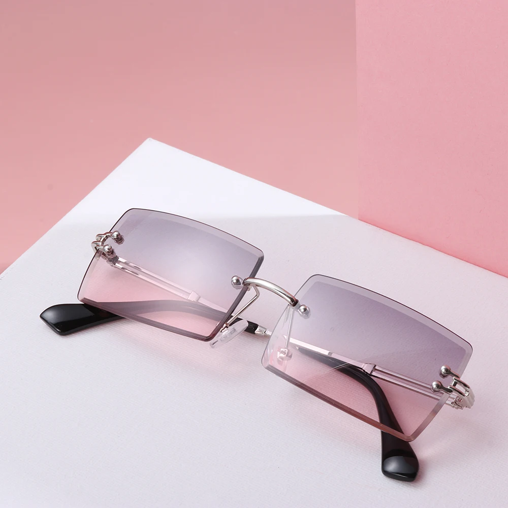 Mote Populære Rimless Lite Rektangel Solbriller Kvinner Menn 2020 Nyanser Metall Legering Briller Briller UV4003