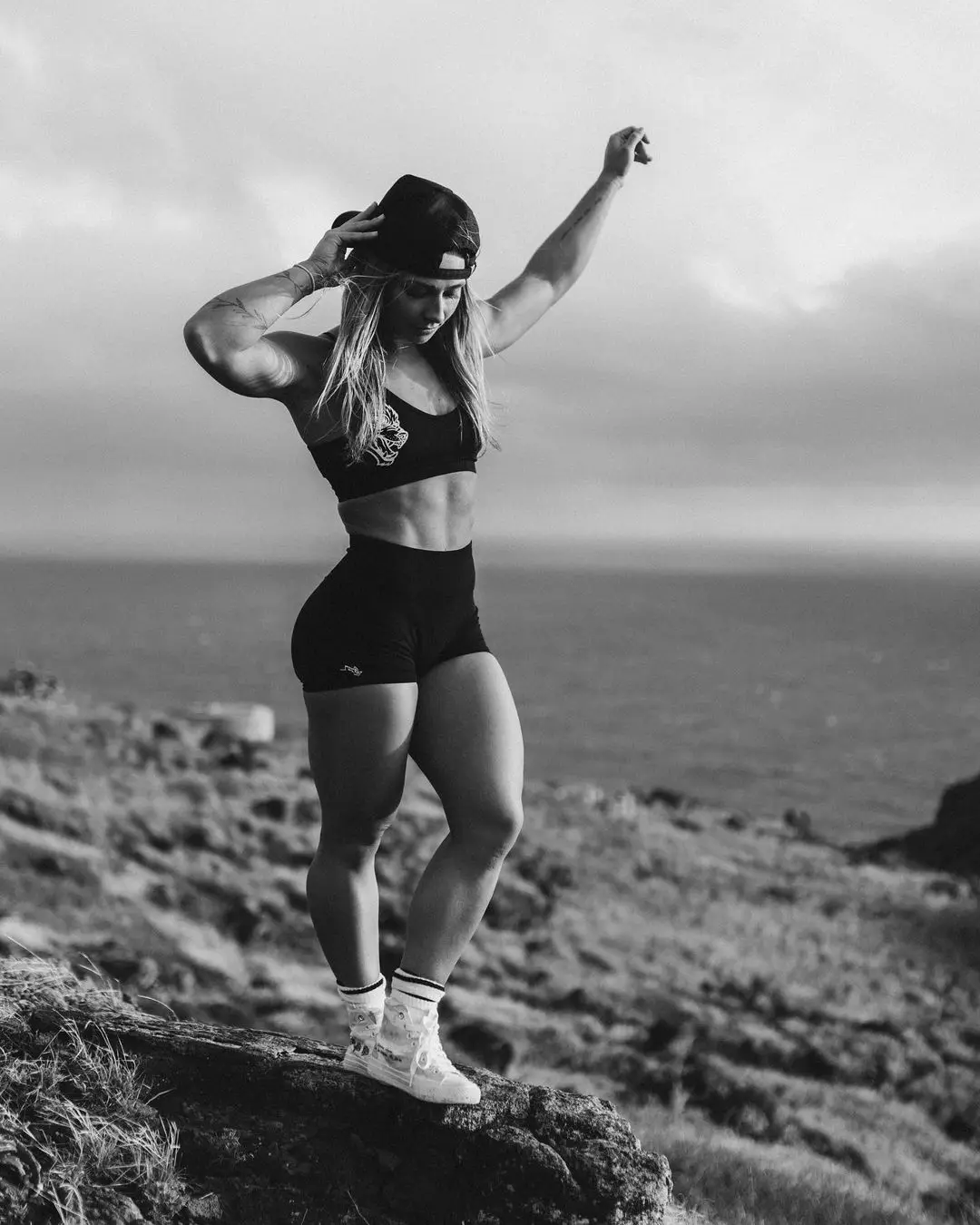 Darc HUN Sports-Bh Kvinner Cross Sexy Topper Yoga Fitness Push Up Elastisk og Pustende Kjører Trening Kvinnelige Treningsstudio Bh Undertøy5